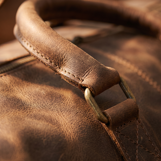 Verrazzo leather detail