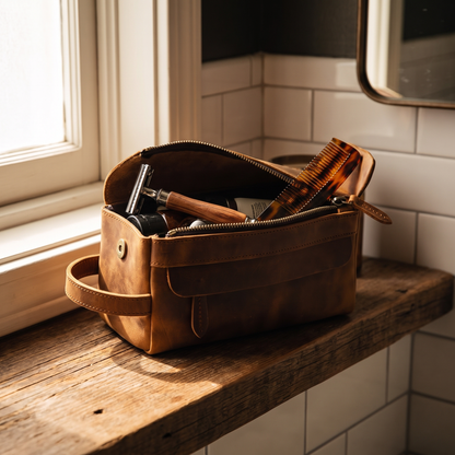 Sorano leather dopp kit