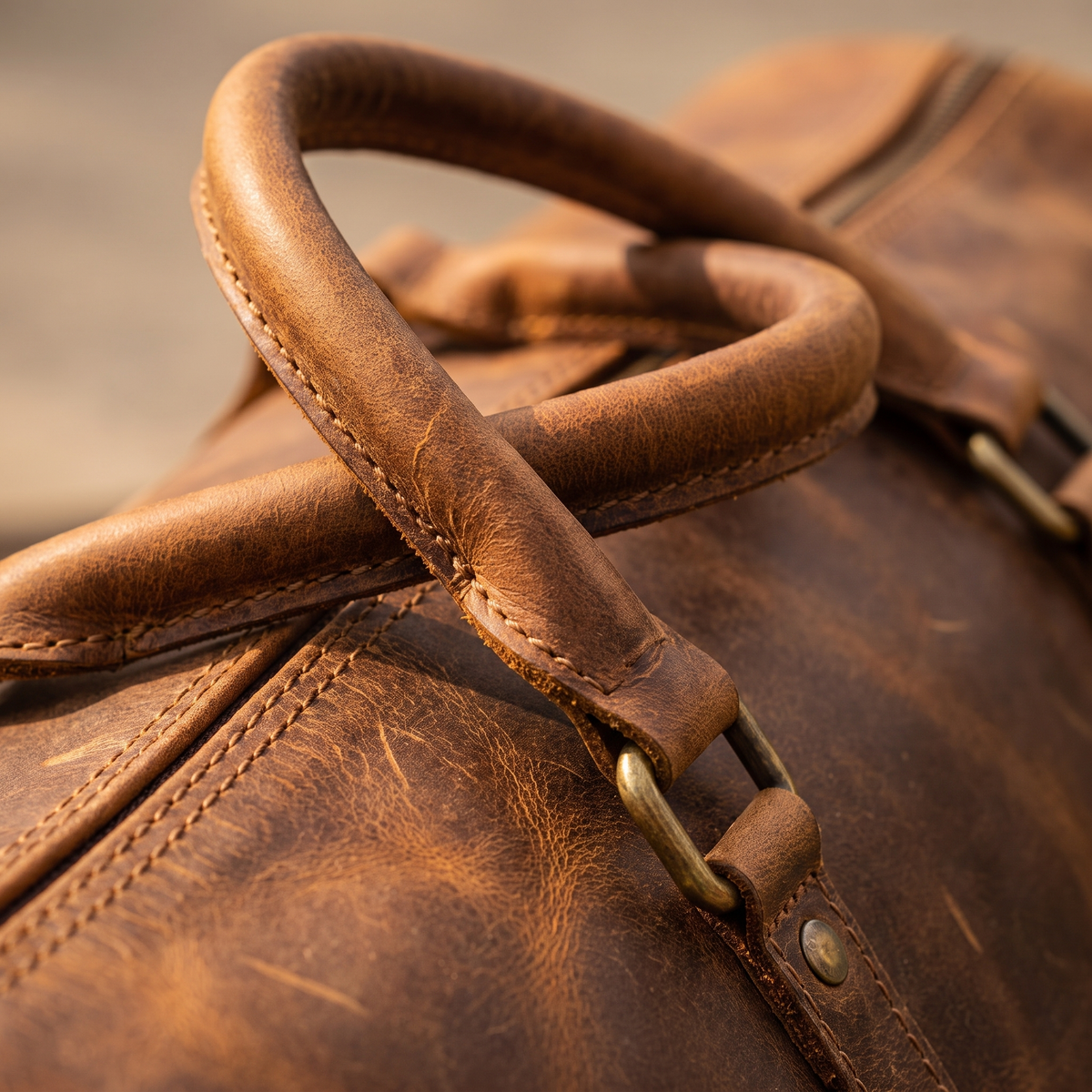 Domani leather detail