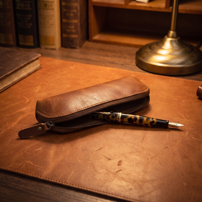 Penna leather pen case in Brown